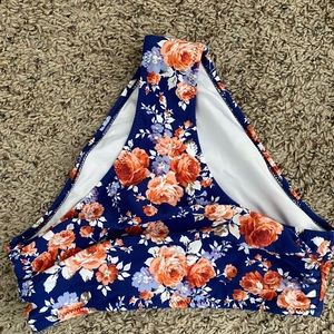 New, with tags Cupshe high waisted bottoms only.